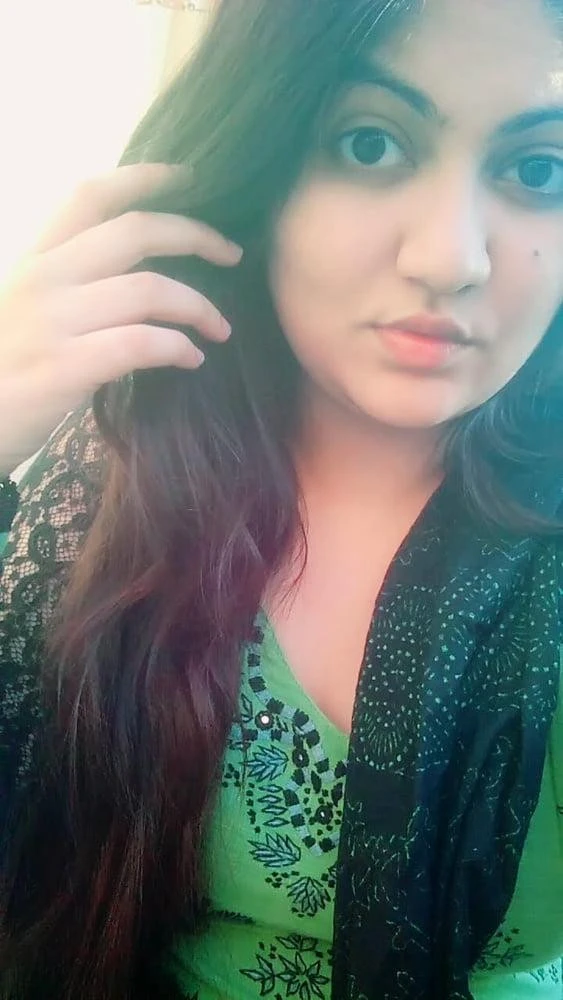 indian-chubby-girl-leaked-nude-viral-pics-and-mms-for-videos-search-desi-mms-id-2-