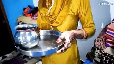 Karawa chauth k din dewar ne young bhabhi ki chudayi kiya