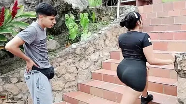 Video thumbnails for Latina with a big ass reaches a good agreement with her trainer and the very horny guy fucks her rich pussy - In Spanish depicting reaches, agreement, pussy